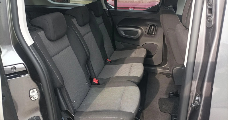 Toyota Proace City Verso cena 112700 przebieg: 31500, rok produkcji 2022 z Sejny małe 254